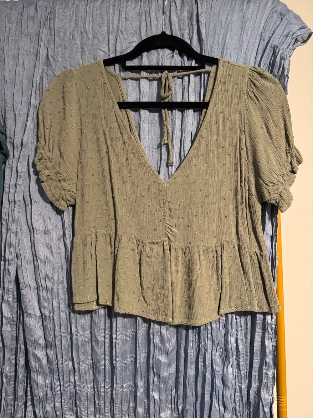 She + Sky Olive Textured V-Neck Peplum Blouse